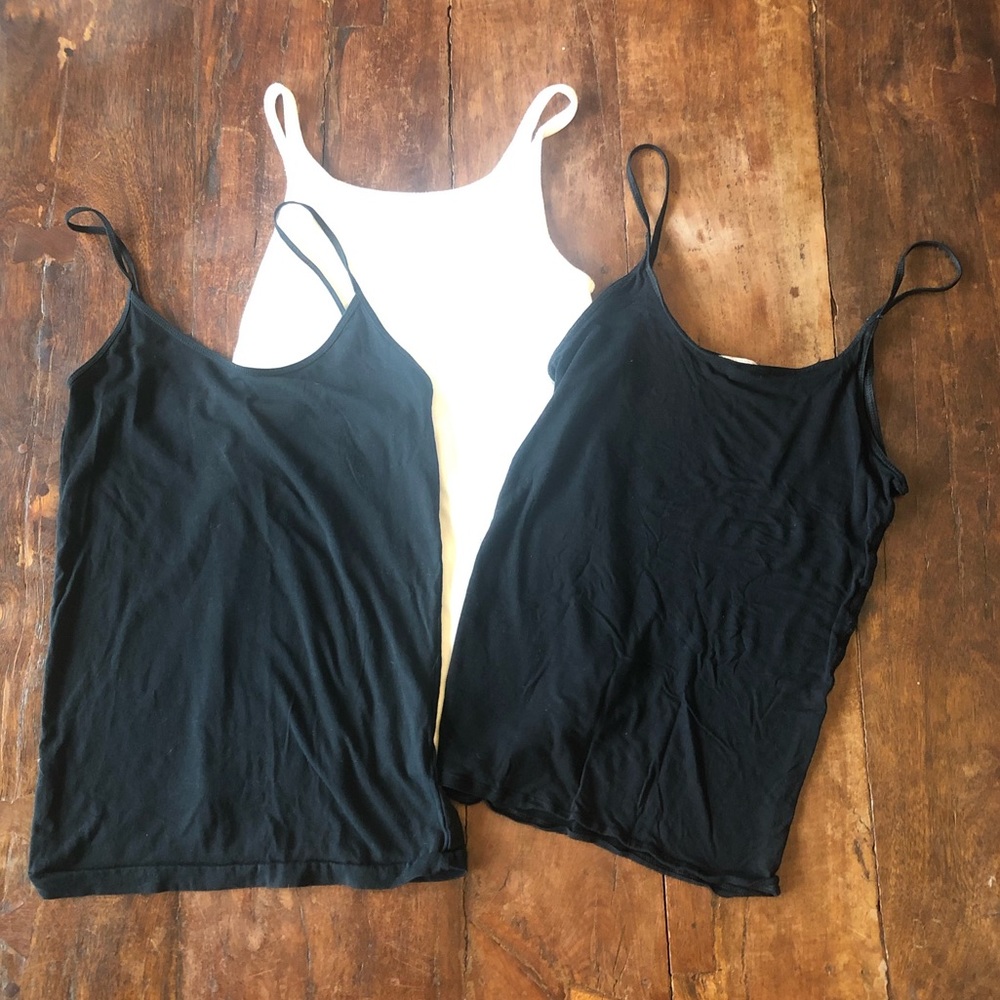 3 Gap camis/tank - size small